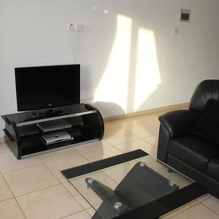 Diana Townhouse 2 Apartment Paphos Exterior photo